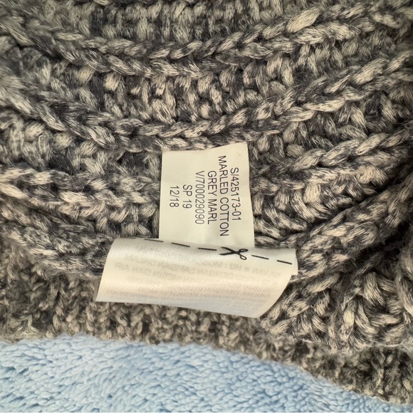 Banana Republic 100% Cotton Gray Textured Knit Crew Neck Sweater Size Small - Picture 8 of 8